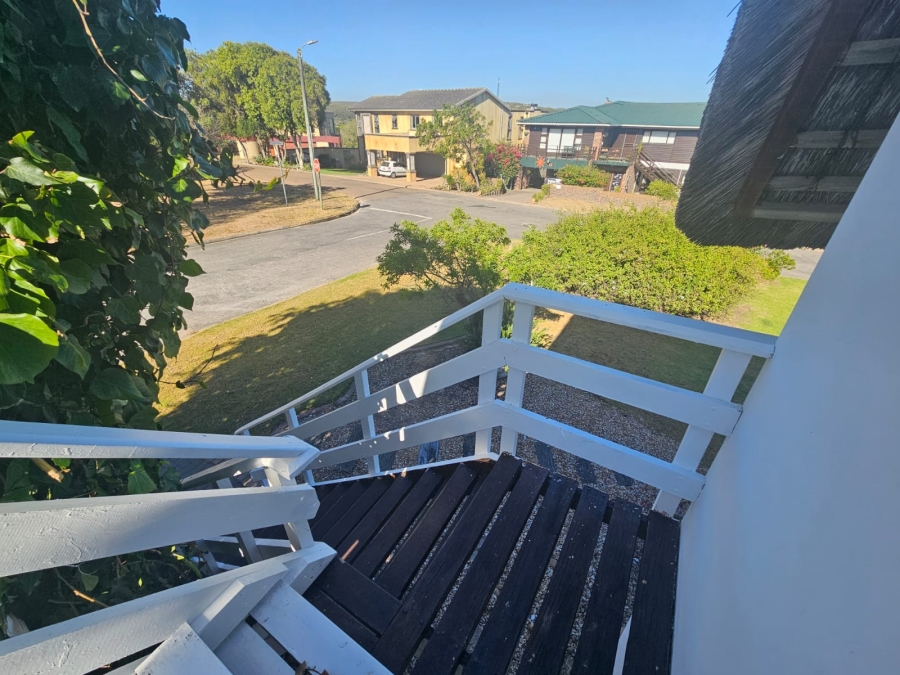 5 Bedroom Property for Sale in Stilbaai Wes Western Cape